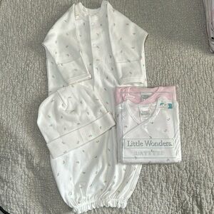 Almost vintage Little Wonder Preemie set
